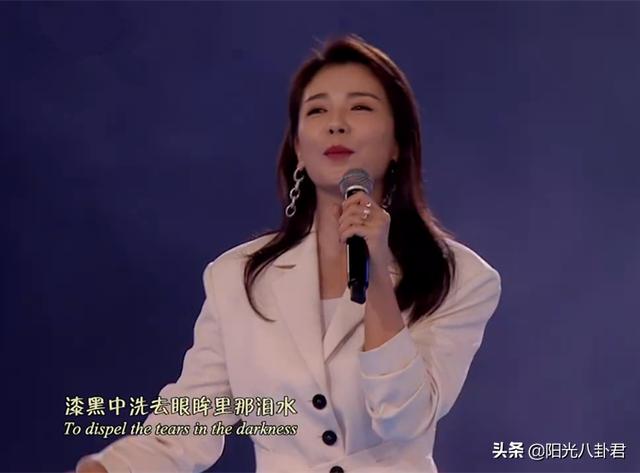 中秋晚会女星镜头：刘诗诗古装抢眼，薇娅仪态绝，欧阳娜娜小清新