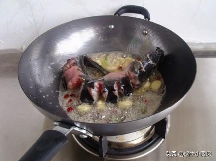 鲶鱼炖豆腐