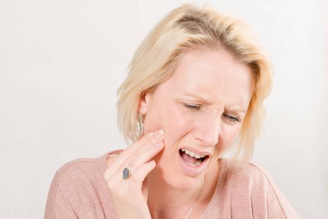 口腔溃疡怎么办？送你7味药，辛开苦降，清热去火