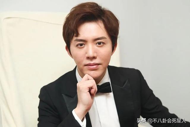 王力宏李云迪春晚:李云迪嫖娼被抓，王力宏粉丝称“恶人终有报应”，他当年做啥了