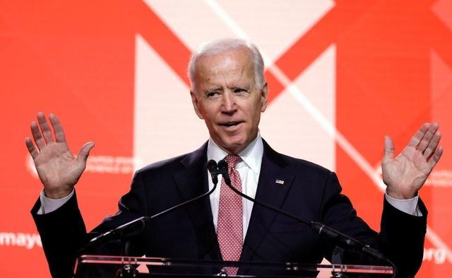 美债违约即将倒计时，中方到底帮不帮？中国连续抛售美债3425亿