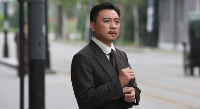 中年走红的演员有很多,张晞临就是其中之一.