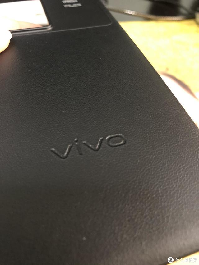 一年入手OPPO、vivo、苹果、一加品牌的旗舰机！最后当了个垃圾佬