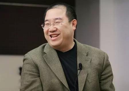 英巴彦:苦命的巴图：被同父异母的弟弟比下去，亲爹不爱继父来凑