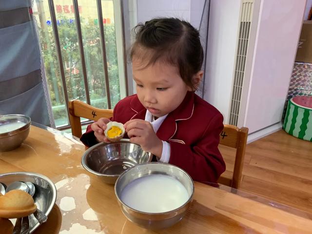 金水一幼中、大班开学第一天掠影