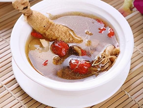 气血两亏，面色萎黄，该怎样快速气血双补，让气血畅通无阻？