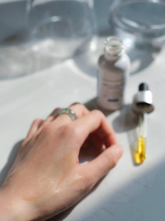 雏菊的天空身体乳祛痘