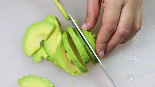 早餐这样做，10分钟做一锅，比披萨好吃，宝宝爱吃猛长个又聪明