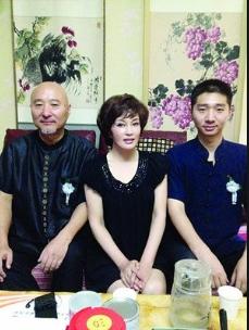 演员陈强:恶霸专业户陈强，曾两次险些丧命，去世后刘晓庆为何会伤心痛哭