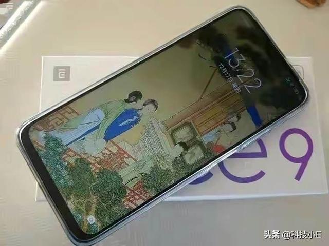 4G手机依旧热销，骁龙芯片+6000毫安+128G仅899元，还有双扬声器