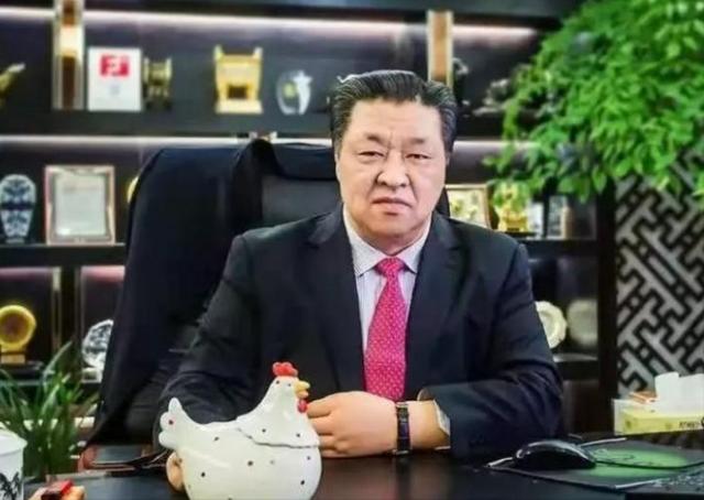 中国鸡王：将肉鸡生意做到千亿级市场，成为肯德基麦当劳供应商