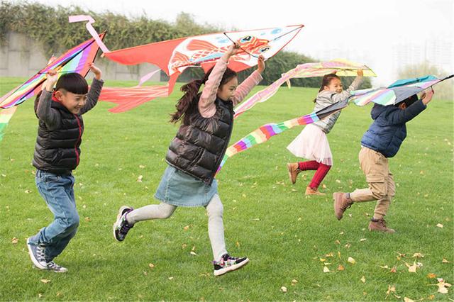 招人喜欢的孩子，大多都具备六种气质，看你家孩子有没