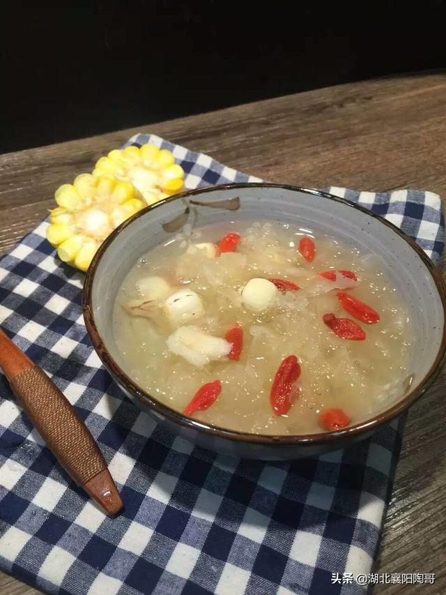 白露到，吃2粥，饮2水，喝2汤，润秋燥解秋乏，开启健康养生模式