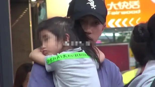 杨幂小糯米正面照片（杨幂小糯米正面照片大全）