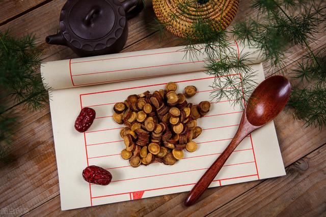 秋意渐凉，冠心病高发，炙甘草汤是《伤寒论》中的名方，气血并补