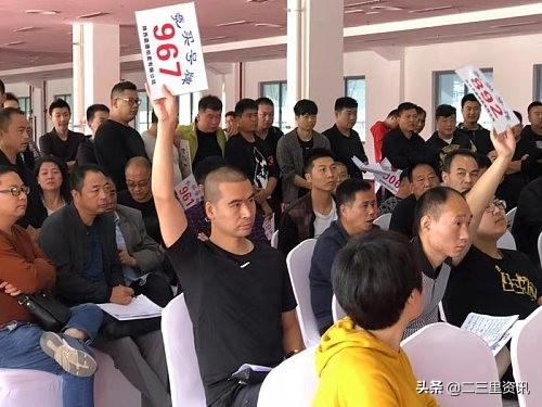 汽车前挡玻璃破碎机