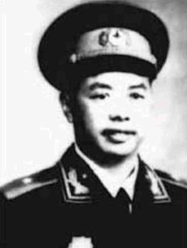 姑娘為救八路戰士假扮妻子 40年後再相見 戰士用何種方式報恩 Kks資訊網