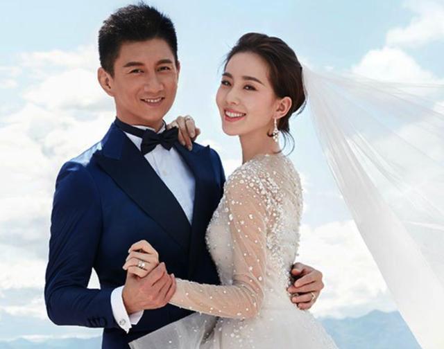 赵丽颖多大结婚的明星赵丽颖的婚纱照