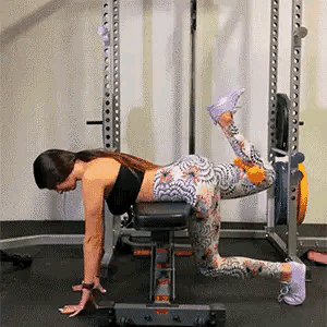 練臀的好處有什麼？外形好看只是一部分，7個動作幫你收獲健康美