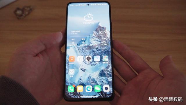 我居然说它是性价比神器，红米Redmi Note 11 Pro+详细体验测评