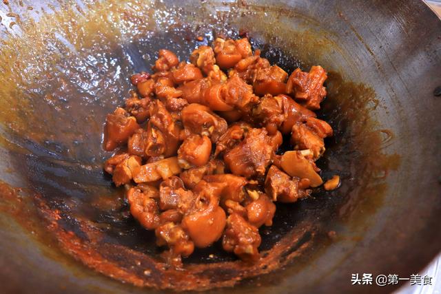 酱猪蹄，“这3步”是关键（酱猪蹄的做法家庭的做法）