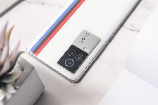 3000元内，双11期间这4款手机最值得买！快看看你都选了哪部？