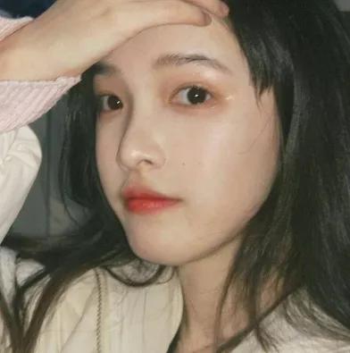 女人摸豆豆是什么意思