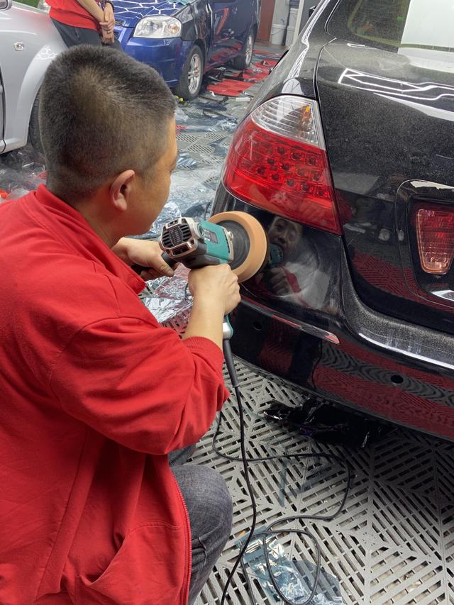 美容抛光 镀晶 打蜡 还原全套教程 无偿领取11,汽车尾翼抛光还原技术