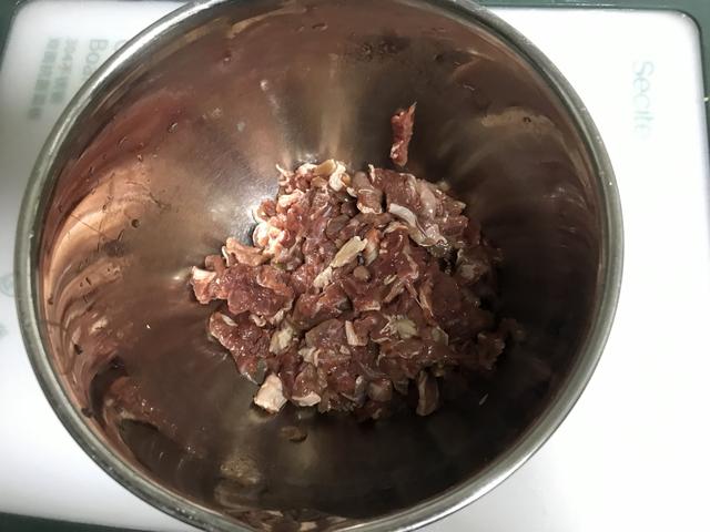 秋季，这个肉要多吃，营养丰富，孩子常吃，增强体质长个快