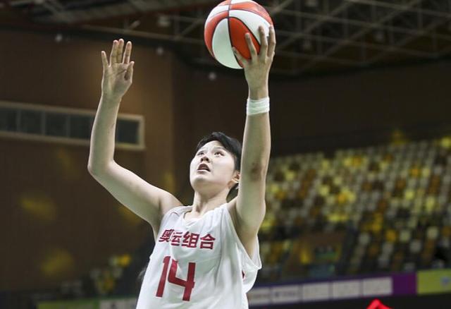 全运会女篮决赛-李月汝14+6韩旭18+9 奥运联合队大胜江苏夺冠