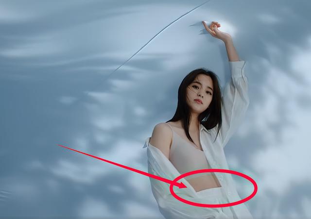 欧阳娜娜内衣广告(欧阳娜娜深v领抹胸裙合集)-天晟网