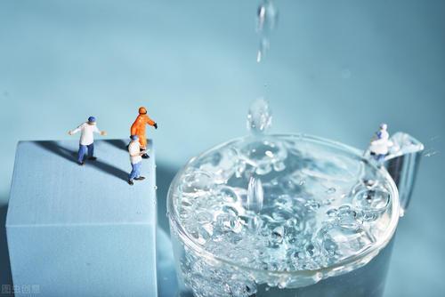 喝水时用凉水兑热水健康吗？希望大家早点知道