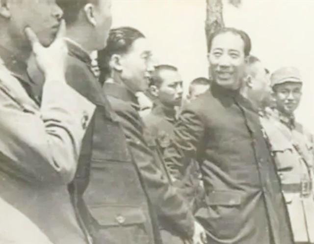 军统戴笠死前都发生了什么？身边众人的反常行为，好似早就安排好