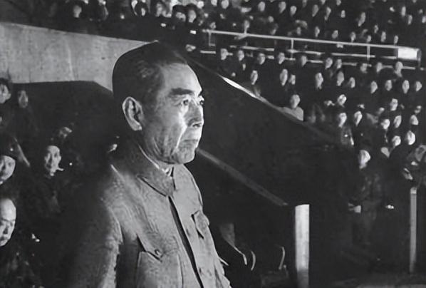 周恩来临终留下三个遗愿，邓小平：全部不答应，毛泽东：答应一个