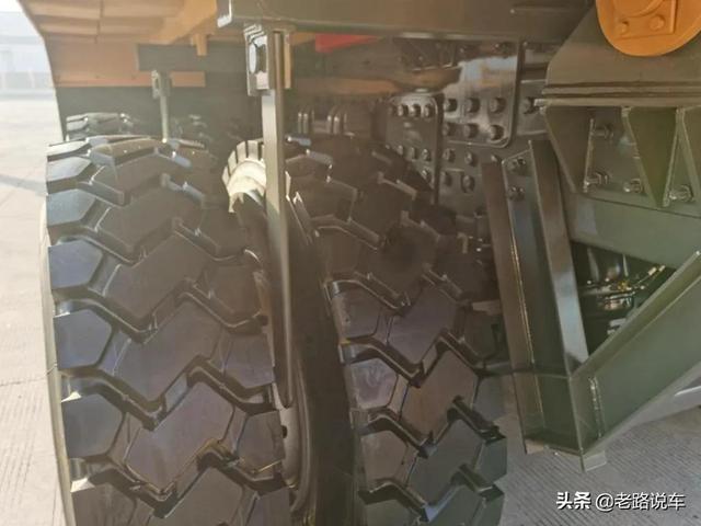 宇通电动矿用自卸车