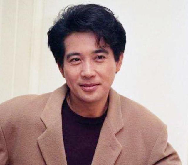 国军“好色将军”活103岁，曾三次死里逃生，生下一子成知名影星