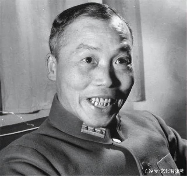 75岁李宗仁娶27岁胡友松，新婚当夜，胡友松为何崩溃大哭