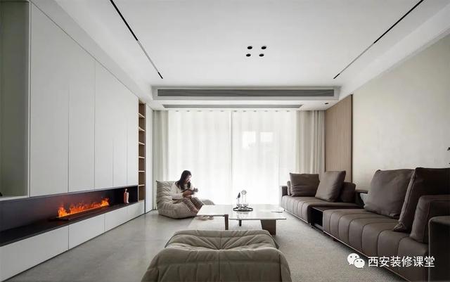 第三种:电视墙完整满墙柜