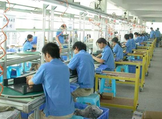 从流水线女工到董事长，初中学历打造4000亿企业，王来春有多厉害