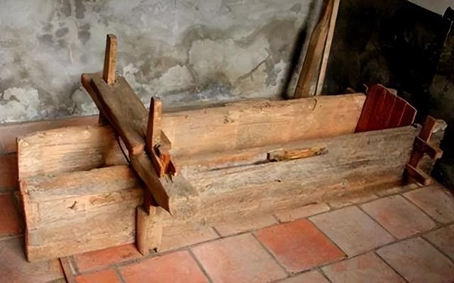 夯土墙 | 北椽南版:传统夯土工具差异及分野 夯土墙技术_五金机电