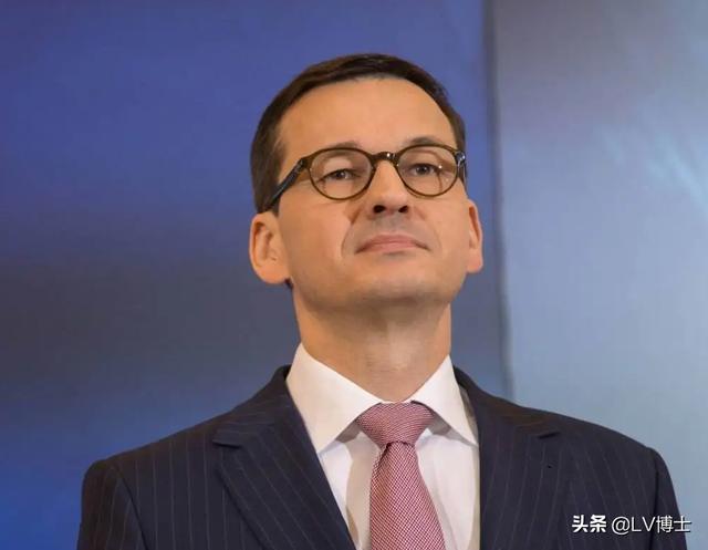 俄乌冲突进入第41天，波兰总理炮轰法德，默克尔罕见发声
