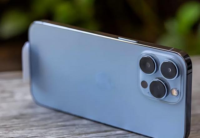 台积电正式传来新消息，苹果iPhone14芯片敲定了，关键亮点多
