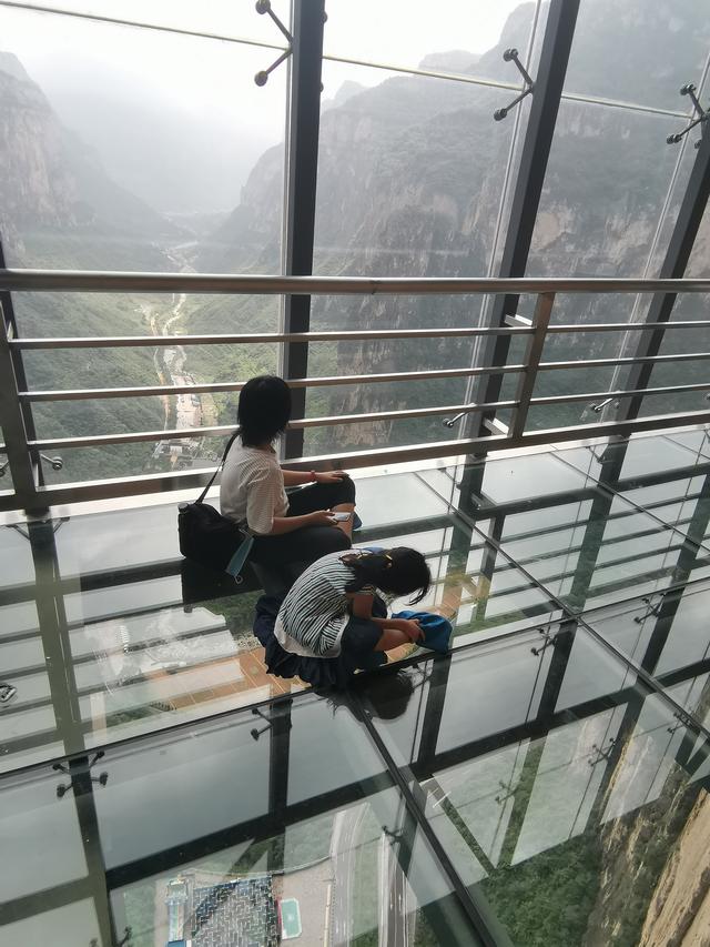 坐一條山間的蛟龍上天入地遊山西八泉峽