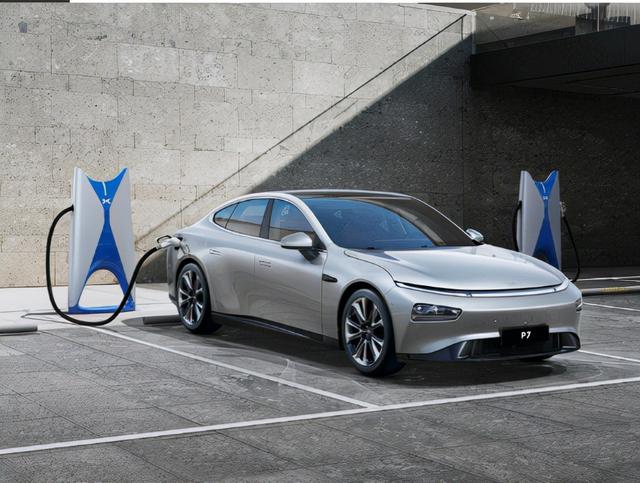 自燃可赔，电池充电桩全管，新能源车险专属条款来了