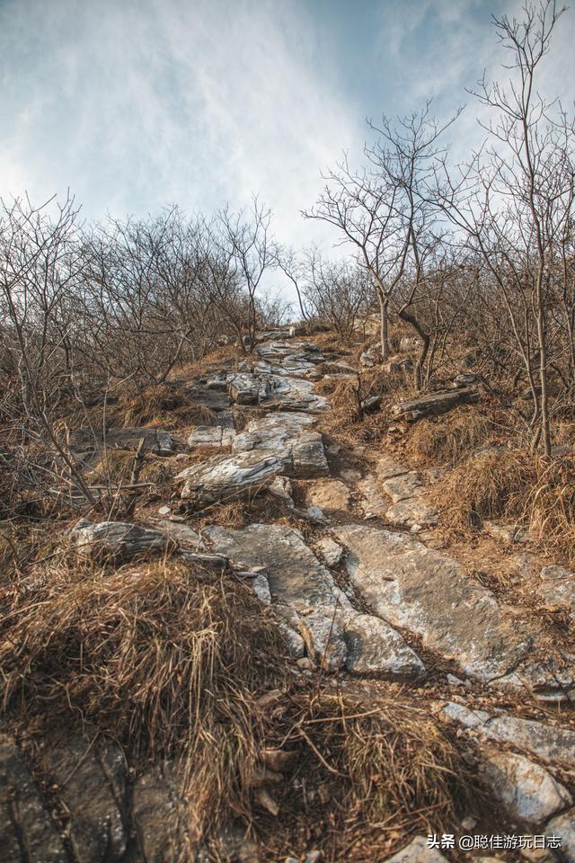 北京徒步登山：房山藥王谷-櫻桃谷登山步道環穿，山野冬季蕭瑟美