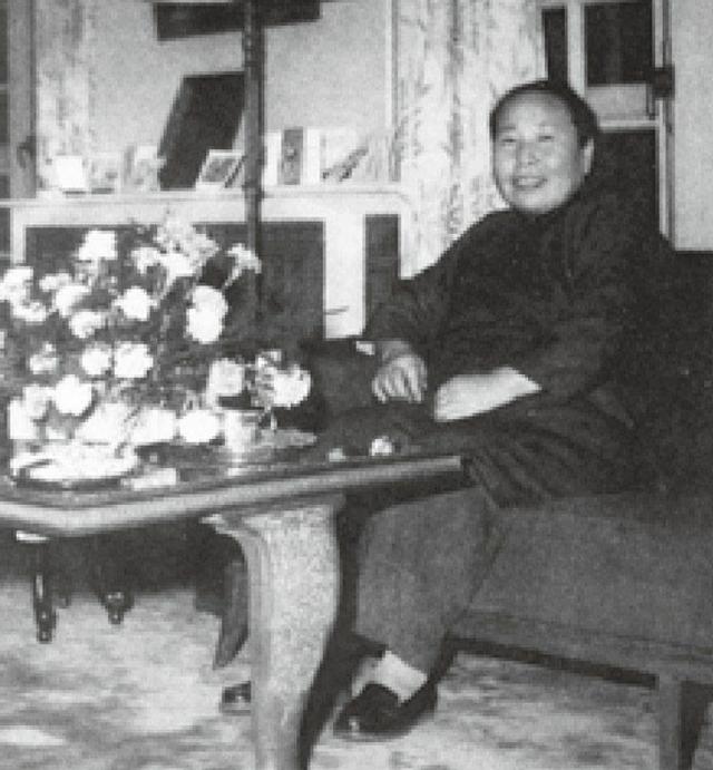 1981年宋庆龄临终前，向好友叮嘱后事：我死后将长眠于李燕娥旁边