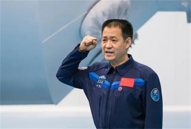 聂海胜妻子聂捷琳：不担心丈夫上太空，深爱丈夫，曾提过离婚