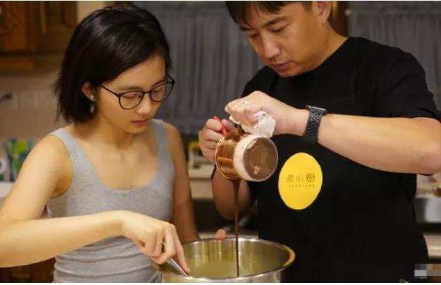 “背靠王菲”李嫣：14岁穿着超短引关注，曾直言我不需要什么能力