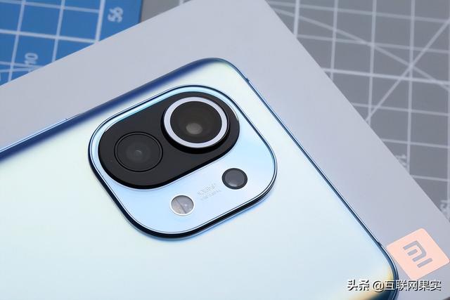12GB+256GB+2K屏，如今跌价1230元，顶配旗舰跌至新低，加速退场