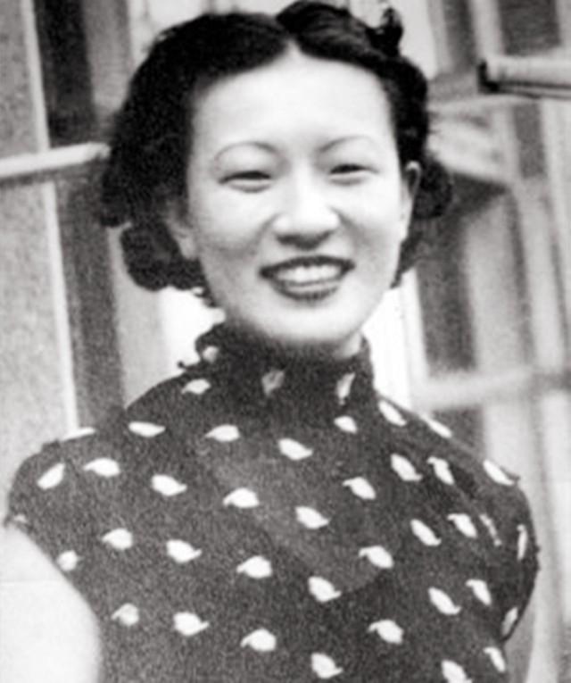 清末格格金默玉：我们不叫格格，奴才回答也不是喳，电视里都不对